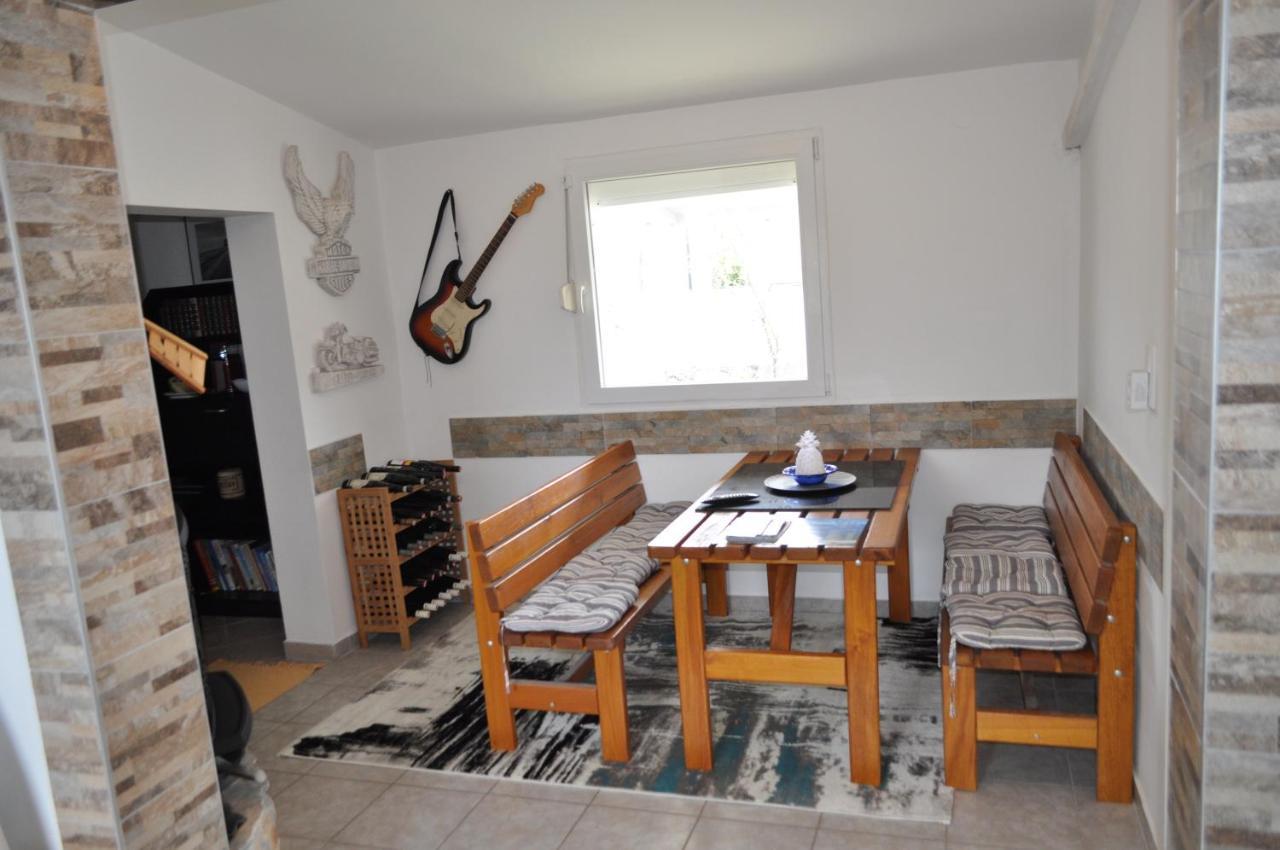 Familien Ferienhaus Vir Croatia 150M Strand Restaurant Einkaufen Exteriér fotografie