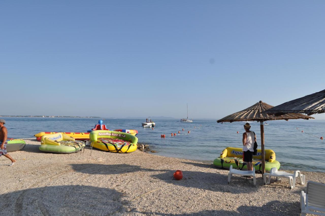Familien Ferienhaus Vir Croatia 150M Strand Restaurant Einkaufen Exteriér fotografie